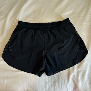 lululemon athletica Black Fast and Free shorts size 8!